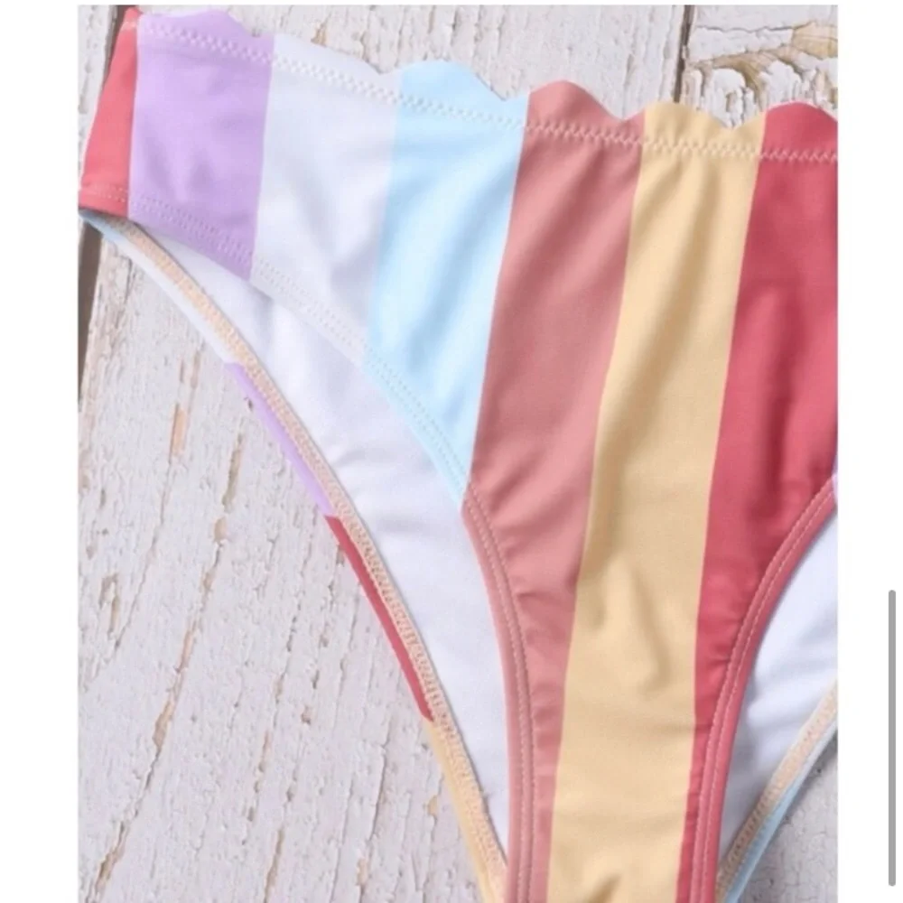 🎉LAST ONE🎉Color block striped scalloped bikini set - Picture 5 of 5